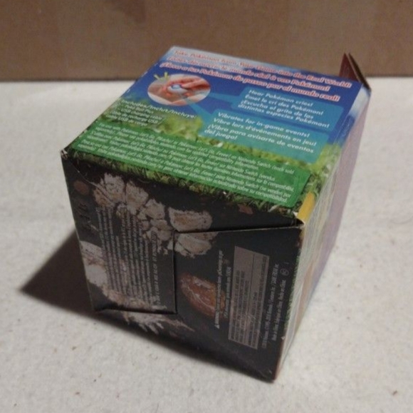 Nintendo Pokemon PokeBall Plus Controller Switch- Sealed -New -Discontinued - Picture 6 of 9